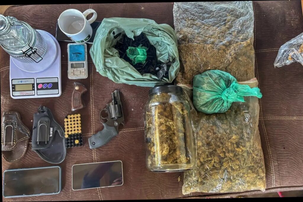 Três Pessoas Presas por Tráfico de Drogas em Parauapebas