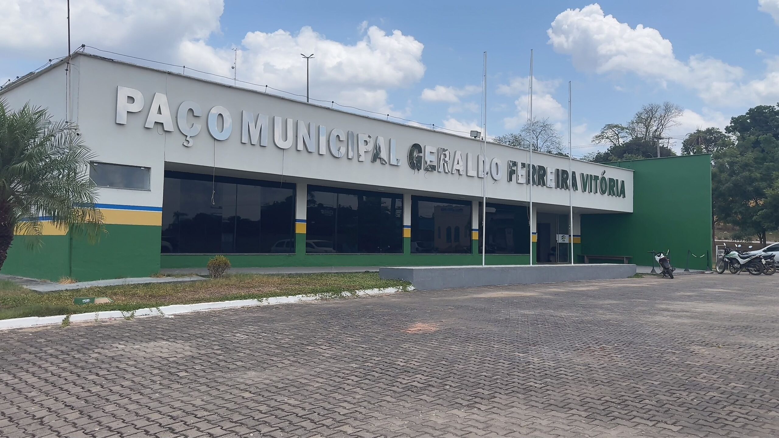 Justiça suspende julgamento das contas do ex-prefeito de Azul do Norte Renan Souto